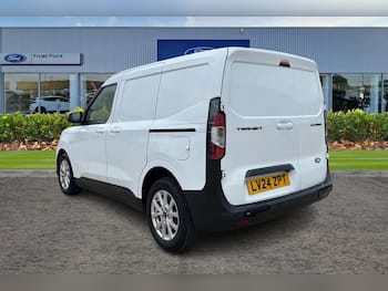 Used Ford Transit Courier 2024 for sale - 79762263: Photo