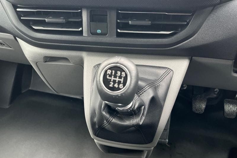 Used Ford Transit Custom 2025 for sale - 76920037: Photo 24