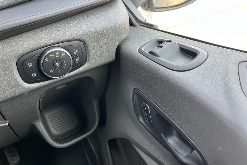 Used Ford Transit 2025 for sale - 78109358: Photo 17