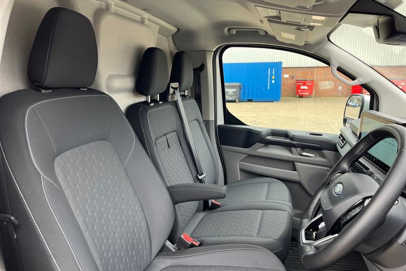 Used Ford Transit Custom 2025 for sale - 78087759: Photo 31