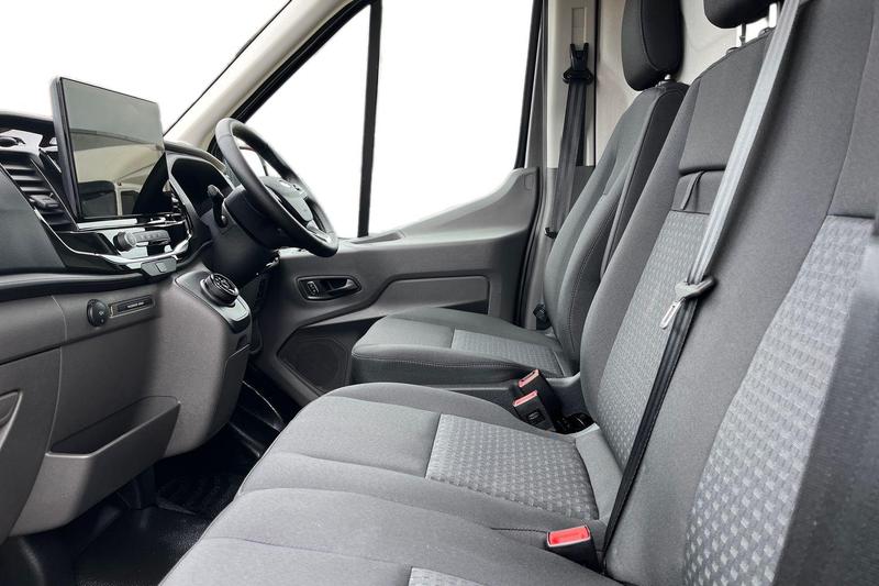 Used Ford E-Transit 2025 for sale - 76067659: Photo 11