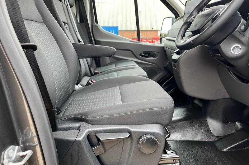 Used Ford E-Transit 2025 for sale - 76067659: Photo 25