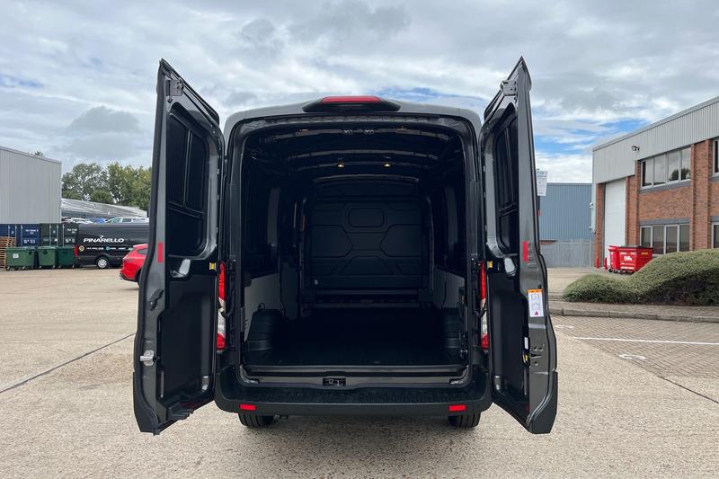 Used Ford E-Transit 2025 for sale - 76067659: Photo 7