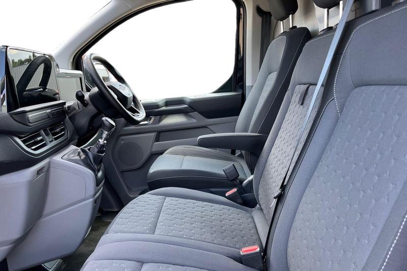Used Ford Transit Custom 2024 for sale - 76631403: Photo 11