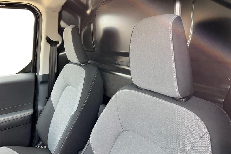 Used Ford E-Transit Courier 2025 for sale - 77367591: Photo 11