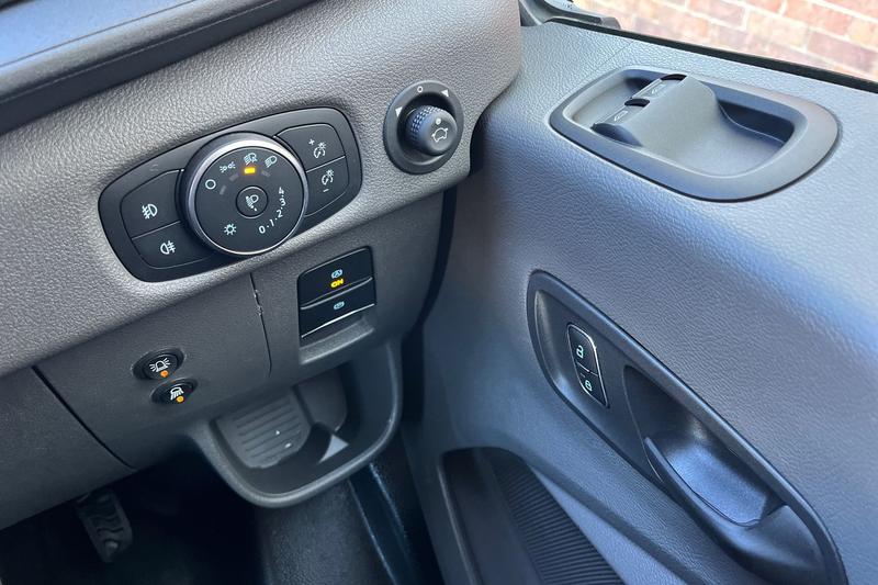 Used Ford Transit 2025 for sale - 76209363: Photo 18