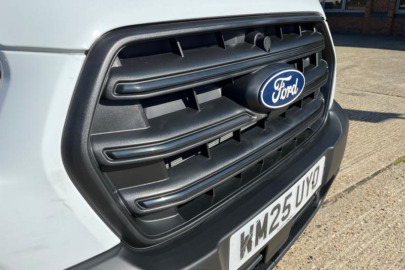 Used Ford Transit 2025 for sale - 76209363: Photo 40