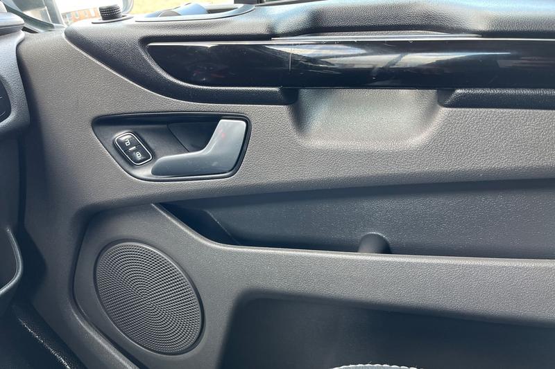 Used Ford Transit Custom 2021 for sale - 76480479: Photo 28