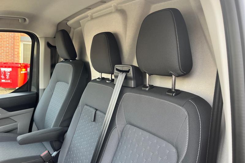 Used Ford Transit Custom 2024 for sale - 76568530: Photo 12