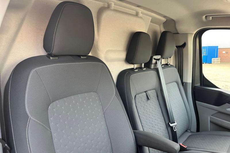 Used Ford Transit Custom 2024 for sale - 76568530: Photo 26