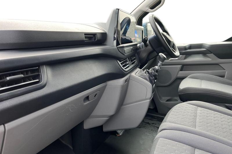 Used Ford Transit Custom 2025 for sale - 76895367: Photo 4
