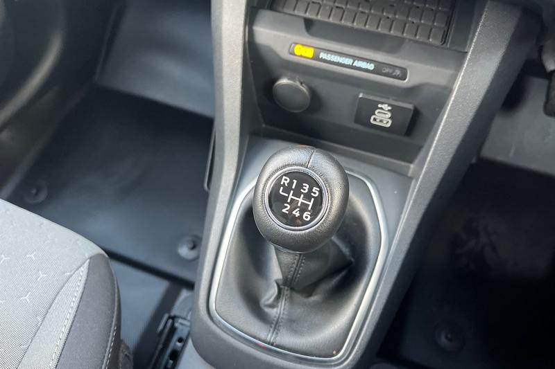 Used Ford Transit Courier 2024 for sale - 77261123: Photo 30