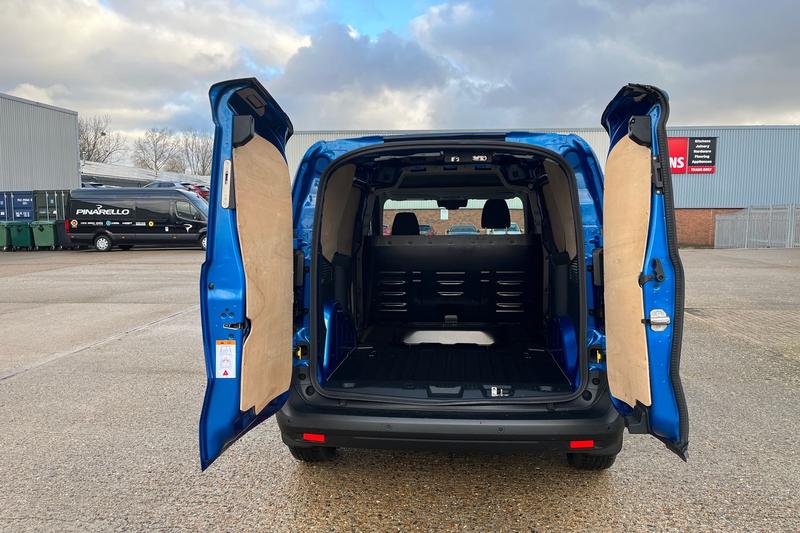 Used Ford Transit Courier 2024 for sale - 77261123: Photo 7