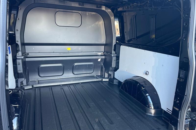 Used Ford Transit Custom 2025 for sale - 77110120: Photo 4