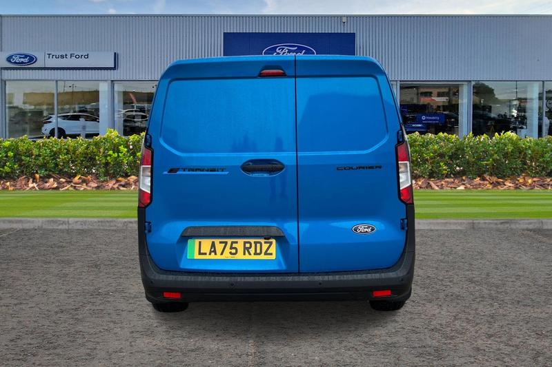 Used Ford Transit Courier 2025 for sale - 77462589: Photo 13