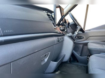 Used Ford Transit undefined for sale - 78706170: Photo