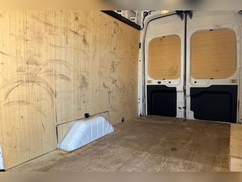 Used Ford Transit undefined for sale - 78706170: Photo