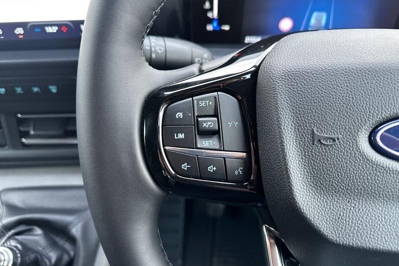 Used Ford Transit Custom 2024 for sale - 76653376: Photo 22