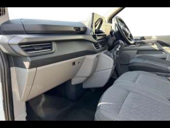 Used Ford Tourneo Custom 2024 for sale - 74290555: Photo