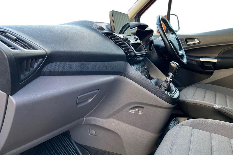 Used Ford Transit Connect 2022 for sale - 76920041: Photo 4