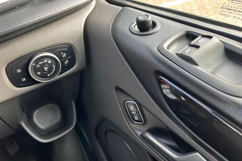 Used Ford Transit Custom 2021 for sale - 76089640: Photo 16