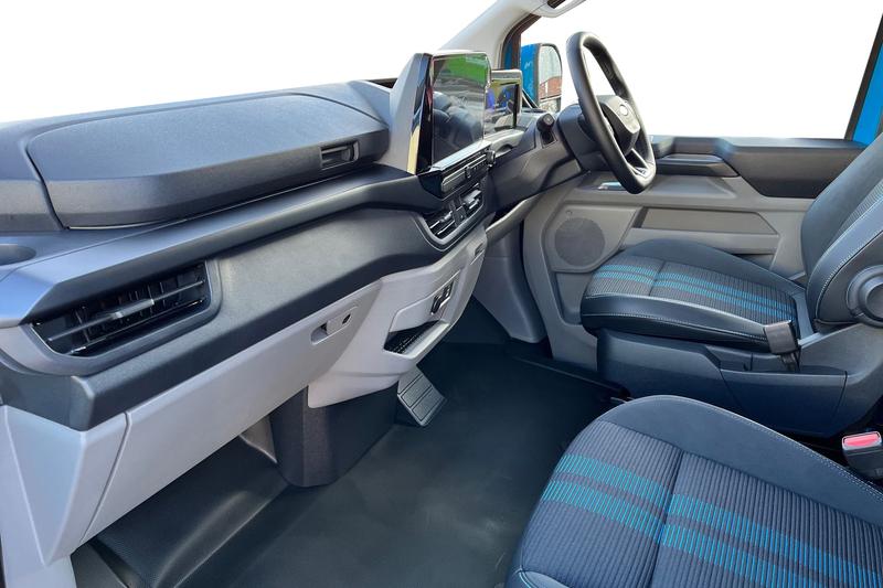 Used Ford Transit Custom 2025 for sale - 77350051: Photo 3