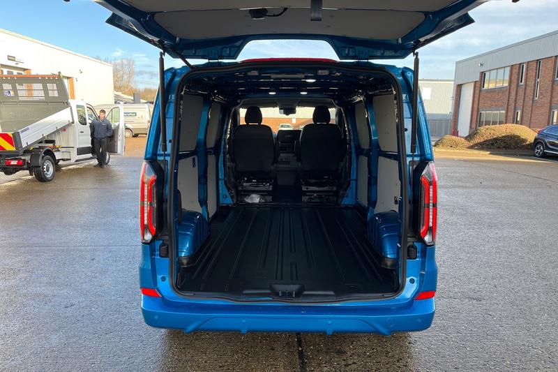 Used Ford Transit Custom 2025 for sale - 77350051: Photo 6