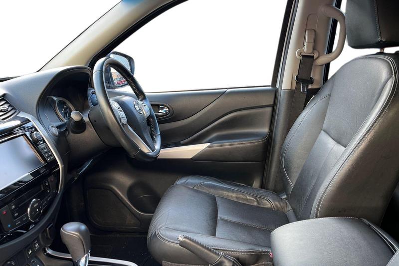 Used Nissan Navara 2018 for sale - 77248751: Photo 11