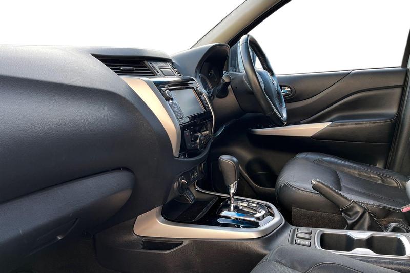 Used Nissan Navara 2018 for sale - 77248751: Photo 4