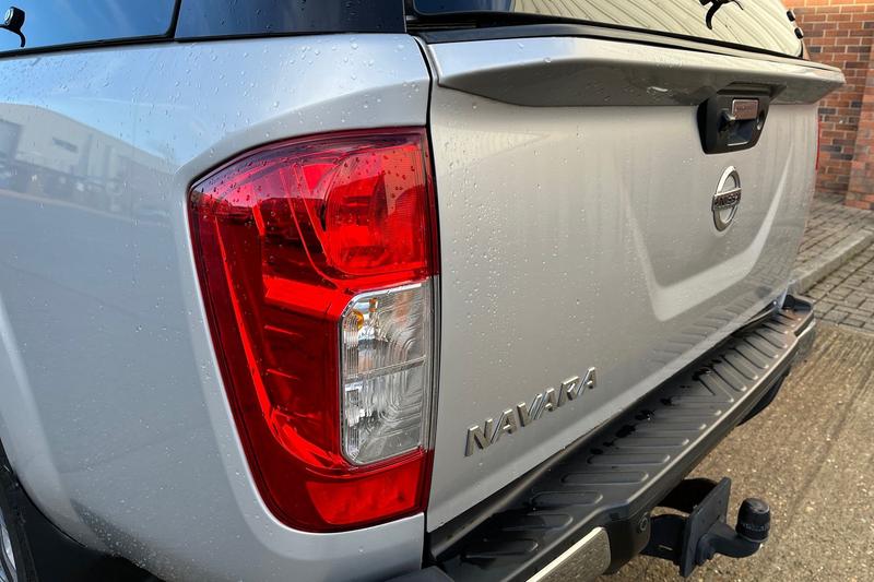 Used Nissan Navara 2018 for sale - 77248751: Photo 40