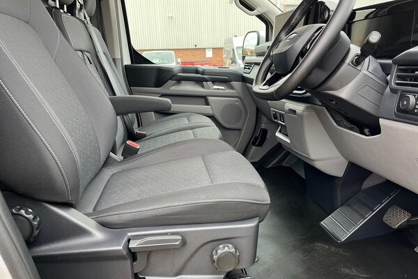 Used Ford Transit Custom 2025 for sale - 76255457: Photo 23