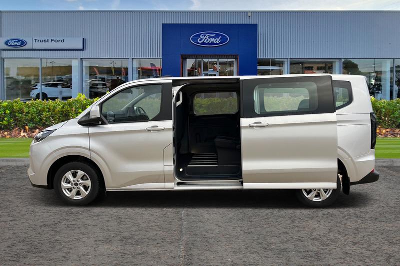 Used Ford Tourneo Custom 2025 for sale - 76640988: Photo 6