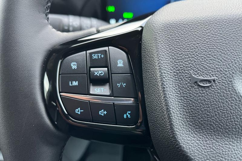 Used Ford Tourneo Custom 2025 for sale - 76640988: Photo 9