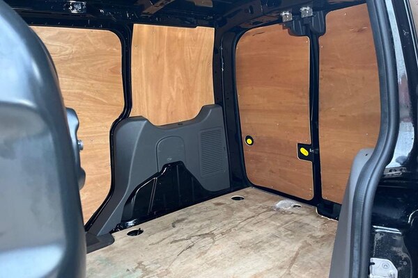 Used Ford Transit Connect 2024 for sale - 75598619: Photo 5