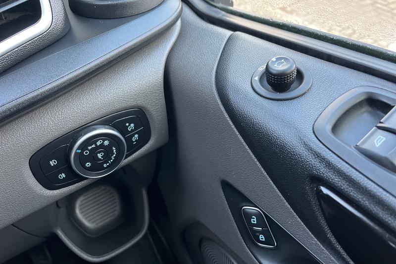 Used Ford Transit Custom 2020 for sale - 77195431: Photo 17