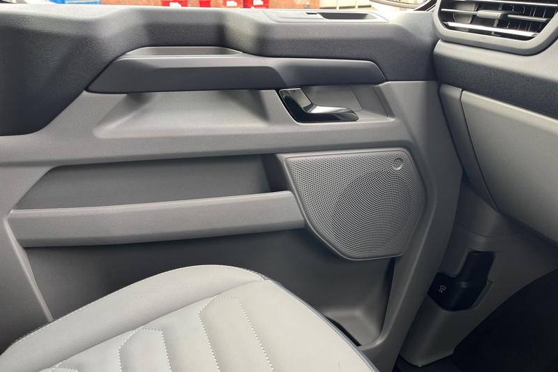 Used Ford Tourneo Custom 2025 for sale - 76574476: Photo 30