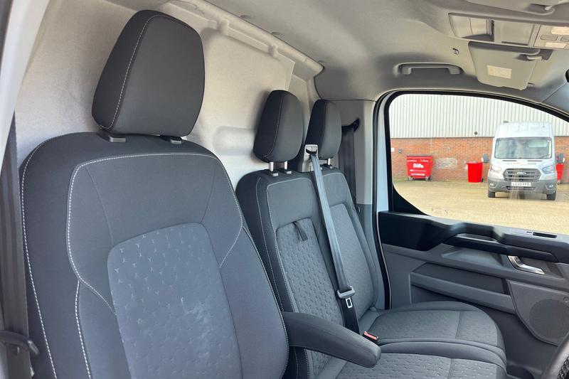 Used Ford Transit Custom 2024 for sale - 77607557: Photo 15