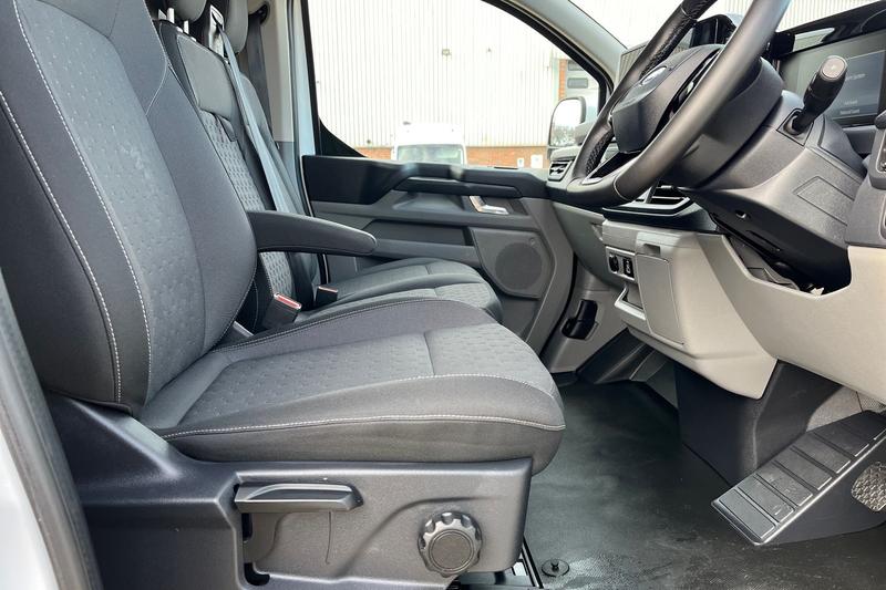 Used Ford Transit Custom 2024 for sale - 77607557: Photo 16