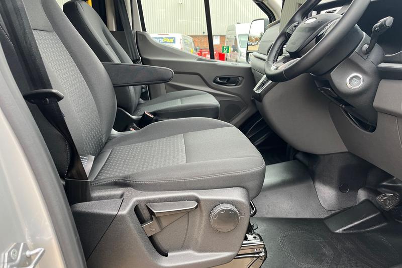 Used Ford Transit 2025 for sale - 76290323: Photo 23
