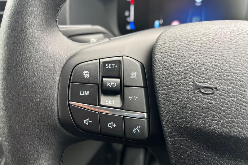 Used Ford Transit 2025 for sale - 76290323: Photo 9