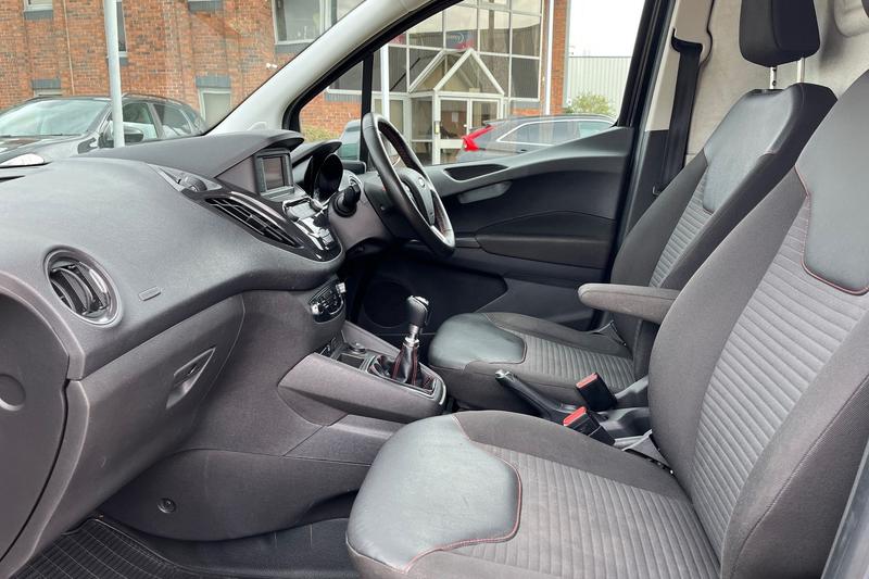 Used Ford Transit Courier 2022 for sale - 77934990: Photo 33