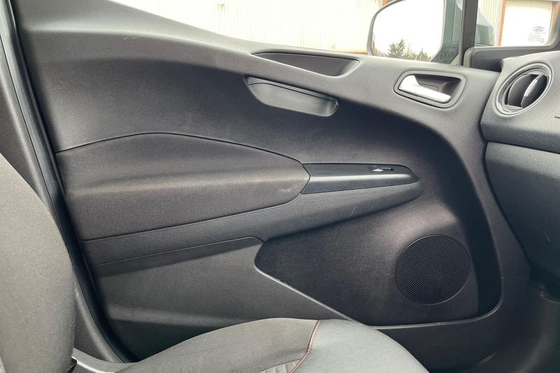 Used Ford Transit Courier 2022 for sale - 77934990: Photo 35