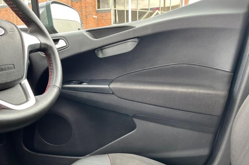 Used Ford Transit Courier 2022 for sale - 77934990: Photo 36