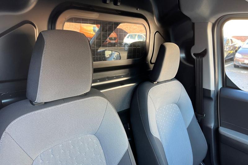 Used Ford Transit Courier 2024 for sale - 77198843: Photo 30