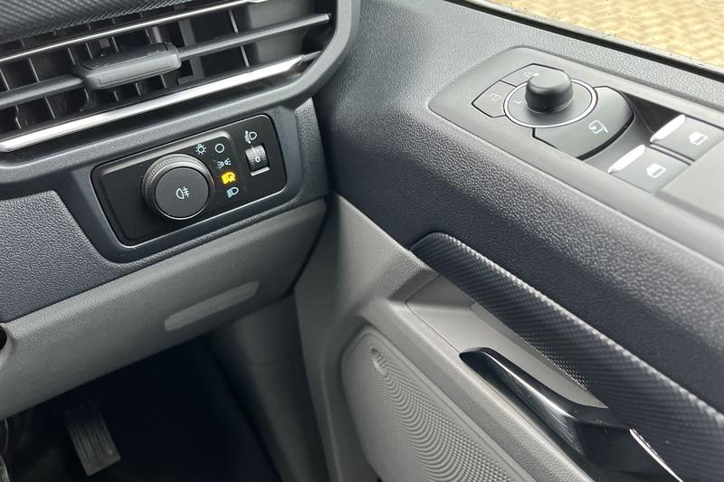 Used Ford Transit Custom 2024 for sale - 76895359: Photo 19