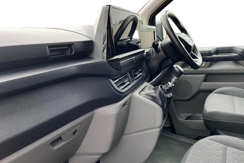 Used Ford Transit Custom 2024 for sale - 76895359: Photo 4