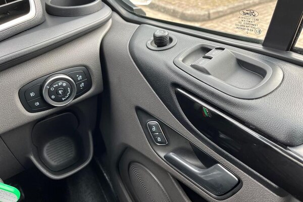 Used Ford Transit Custom 2022 for sale - 76302763: Photo 18