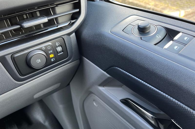 Used Ford Transit Custom 2025 for sale - 77225739: Photo 18