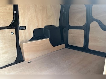 Used Ford Transit Connect 2025 for sale - 79102471: Photo