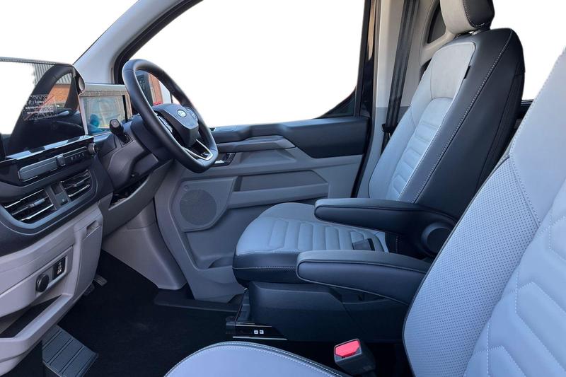 Used Ford Tourneo Custom 2025 for sale - 77367593: Photo 10